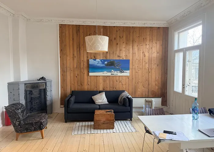 Apartamento Bright And Cozy With Balcony