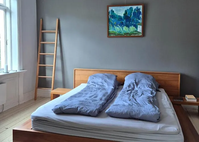 Bright And Cozy With Balcony Appartement *