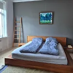 Bright And Cozy With Balcony Apartman *
